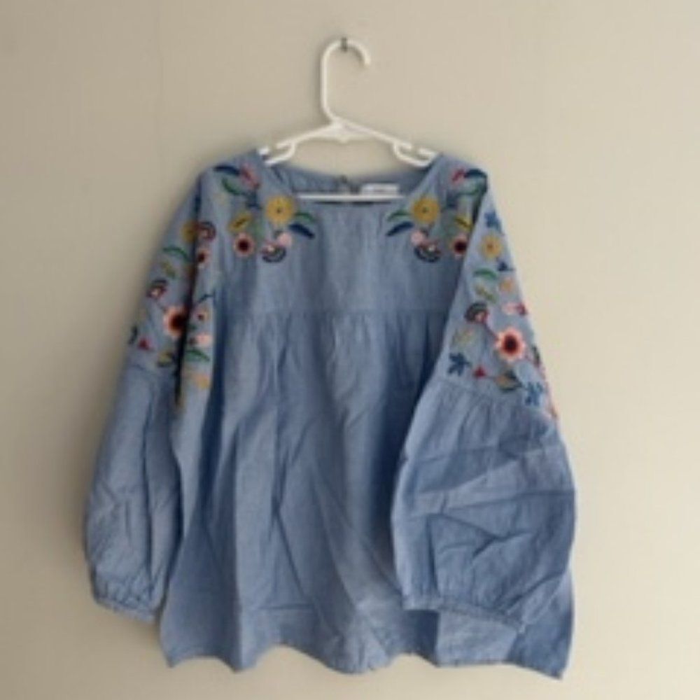 Girls Spanish Blouse with Floral Detailing size 16